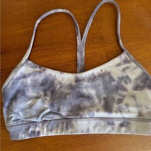Lululemon Athletica Flow Y Bra